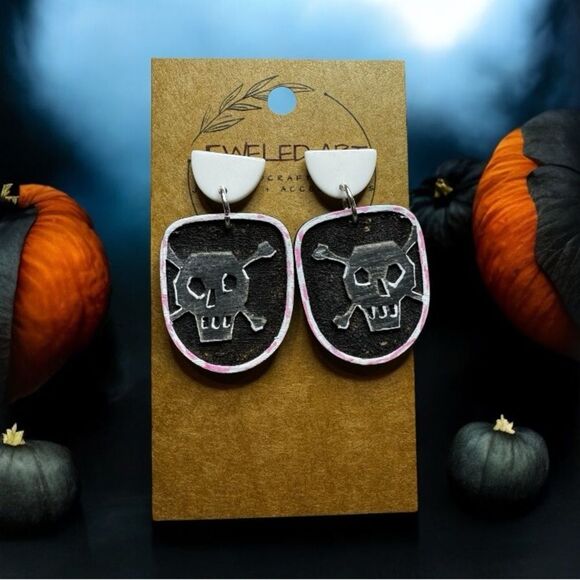 JEWELED ART Skull and Crossbones Dangle Hand-Painted Wood Earrings White Pink - Picture 1 of 3